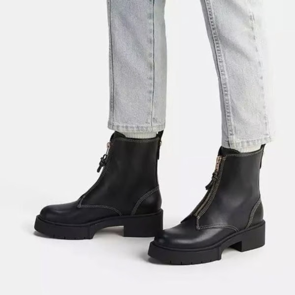 Coach Liza Zip Lug Sole Bootie 41.5